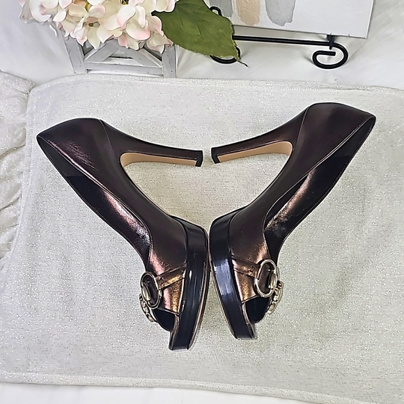 GUCCI 100% Authentic Horsebit Accent Leather High Heels Shoes, Size 9B - Picture 10 of 17